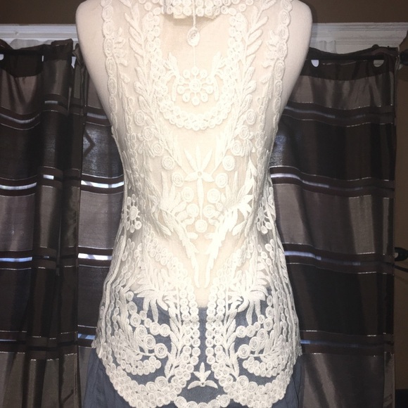 🍁 Lace tank 🌺 - Picture 2 of 5